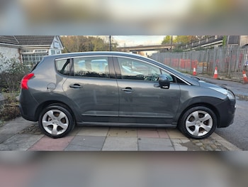 Used Peugeot 3008 2013 for sale - 77093776: Photo
