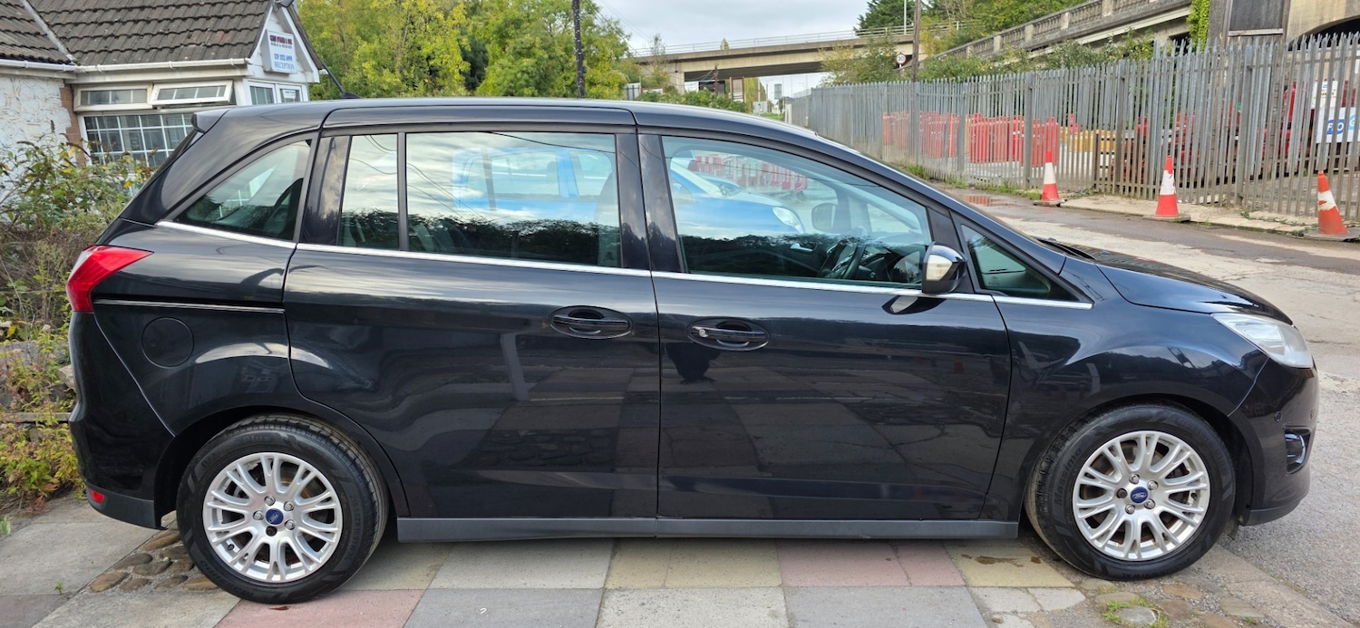 Used Ford Grand C-Max 2012 for sale - 76196266: Photo 2