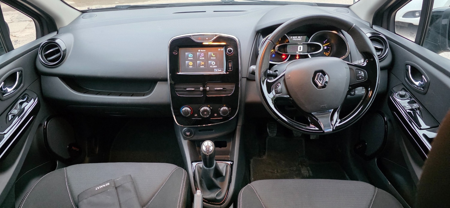 Used Renault Clio 2013 for sale - 76149916: Photo 17