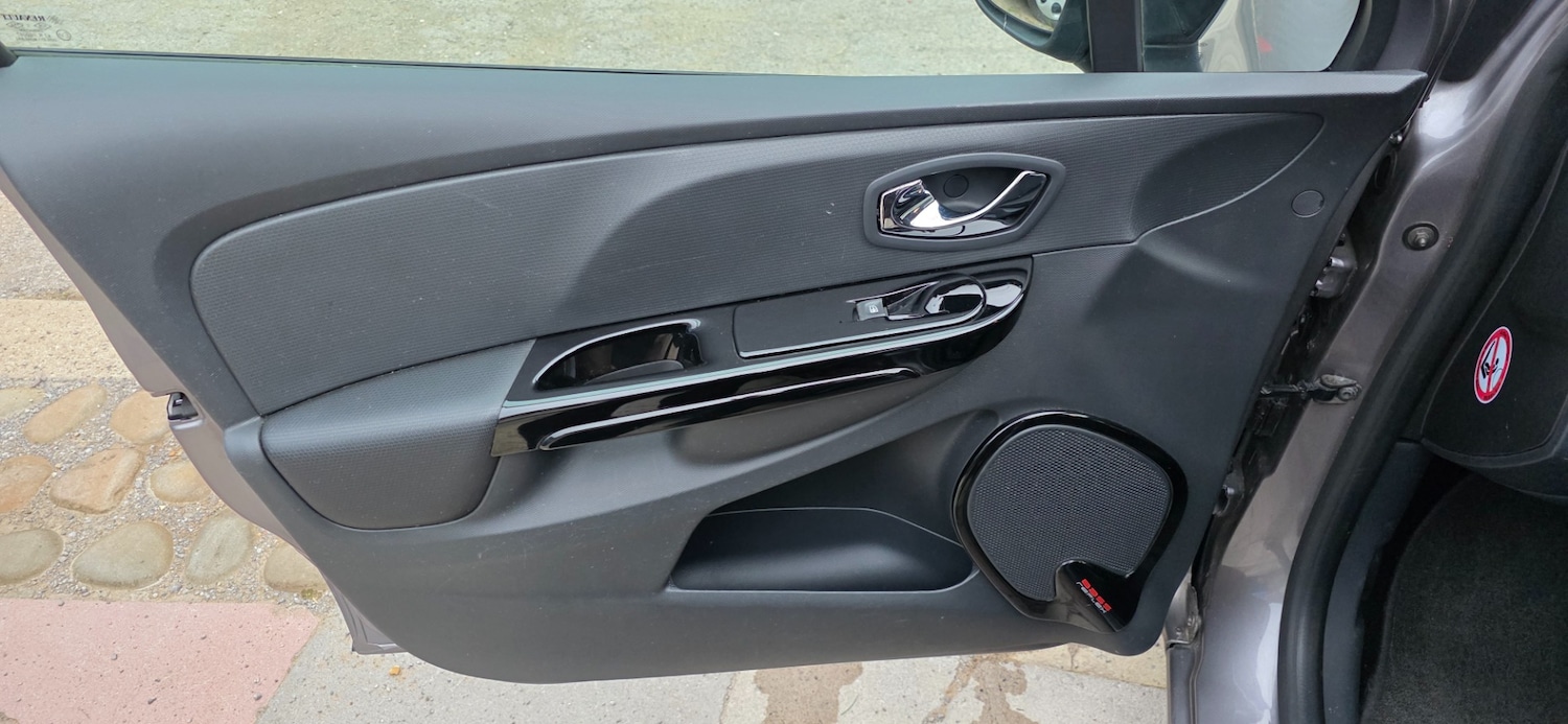 Used Renault Clio 2013 for sale - 76149916: Photo 9