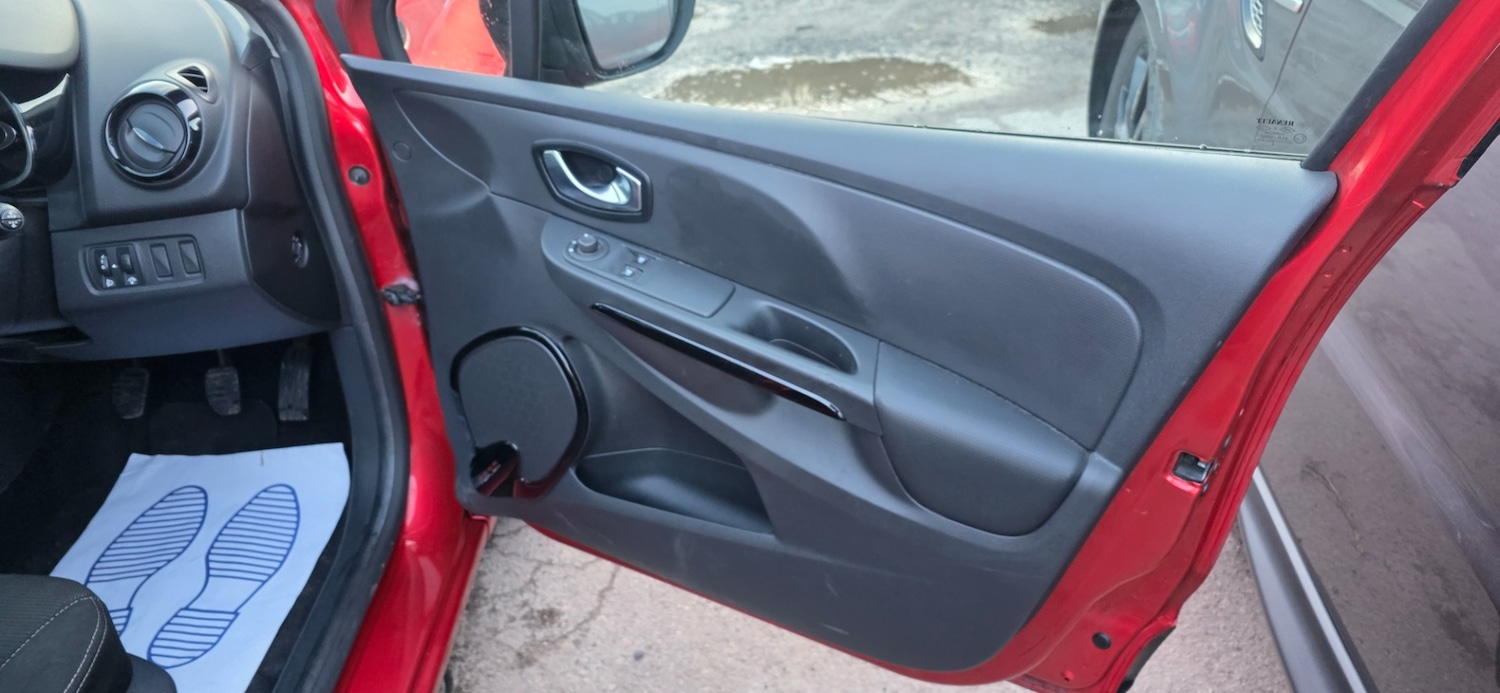 Used Renault Clio 2016 for sale - 77564291: Photo 13