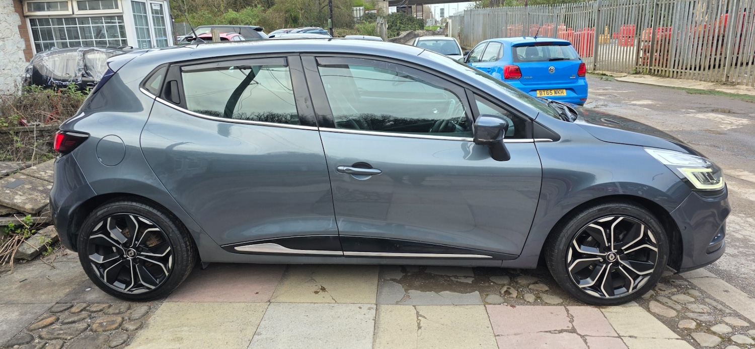 Used Renault Clio 2018 for sale - 78042974: Photo 2