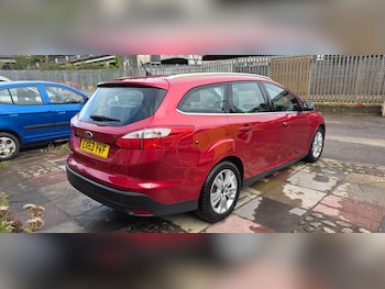 Used Ford Focus 2013 for sale - 76548124: Photo