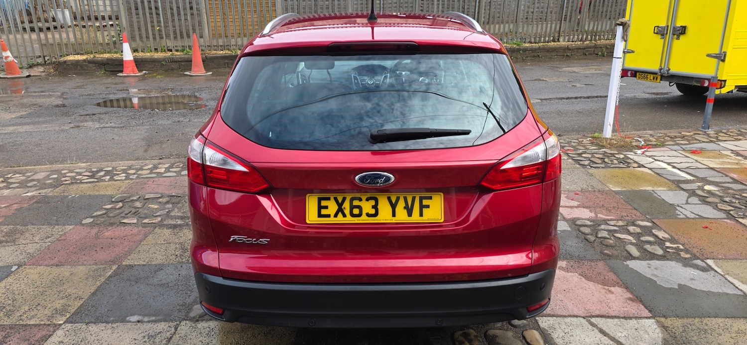 Used Ford Focus 2013 for sale - 76548124: Photo 4