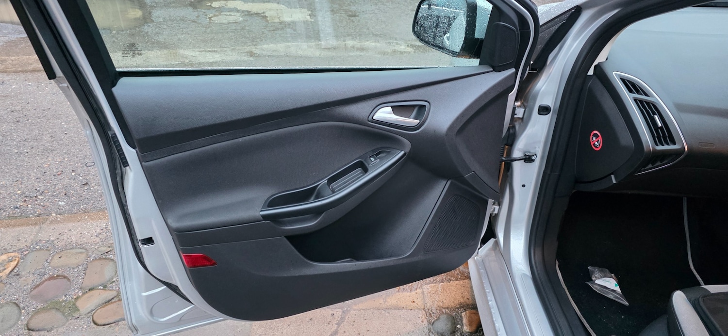 Used Ford Focus 2014 for sale - 78156466: Photo 13