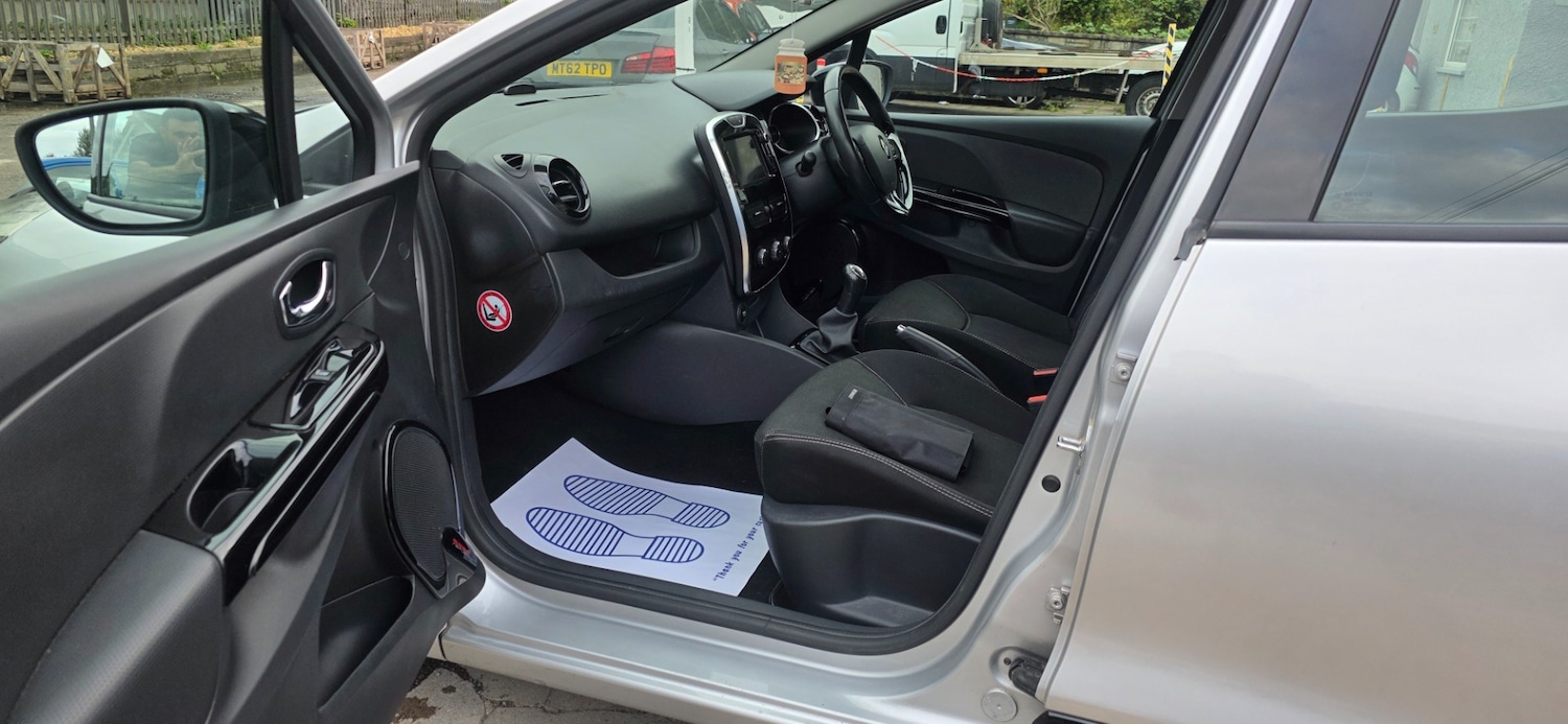 Used Renault Clio 2014 for sale - 76179104: Photo 15