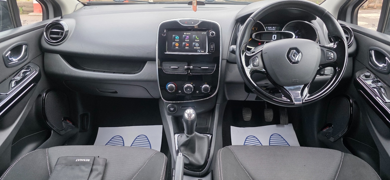 Used Renault Clio 2014 for sale - 76179104: Photo 20