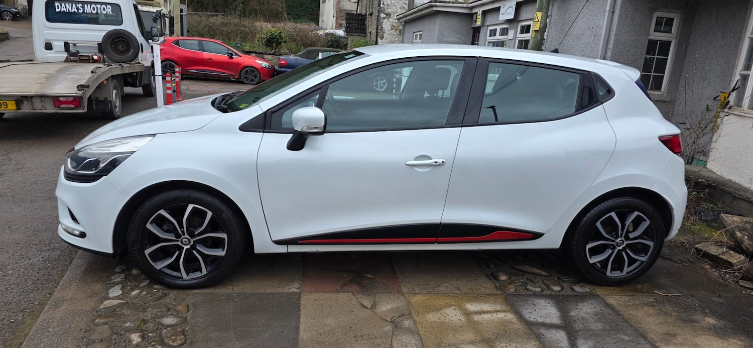 Used Renault Clio 2017 for sale - 77846690: Photo 6