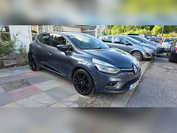 Used Renault Clio 2017 for sale - 79235052: Photo