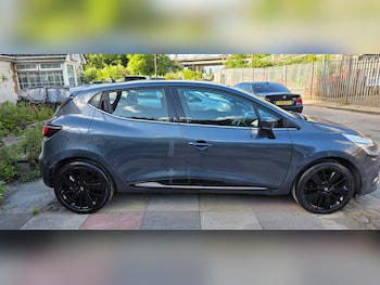 Used Renault Clio 2017 for sale - 79235052: Photo