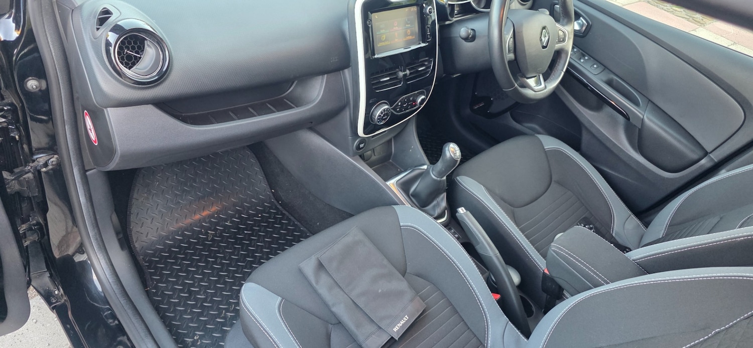 Used Renault Clio 2016 for sale - 76179111: Photo 16