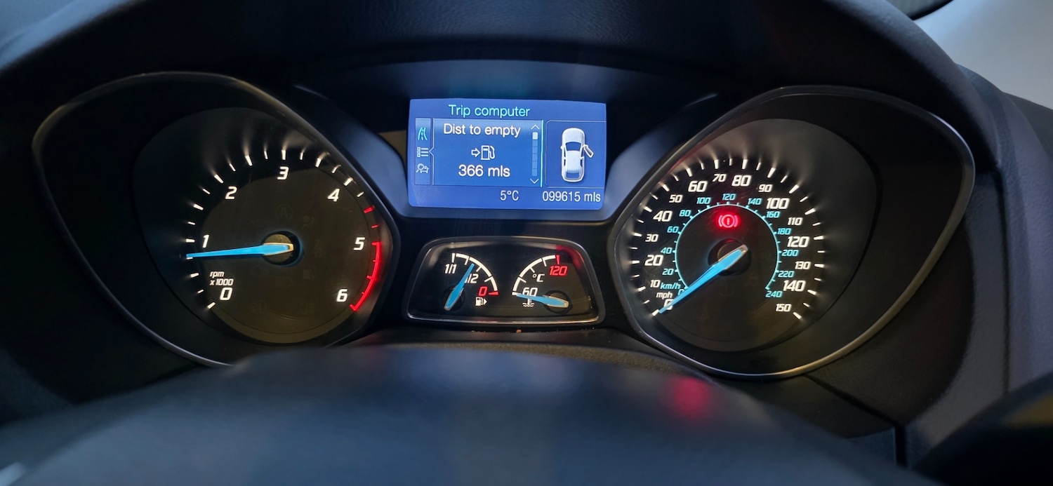 Used Ford Focus 2013 for sale - 76957100: Photo 19