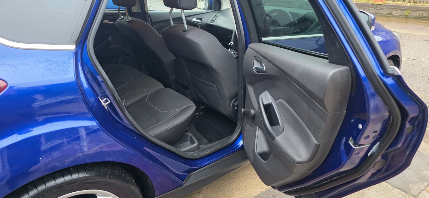 Used Ford Focus 2016 for sale - 76952228: Photo 16