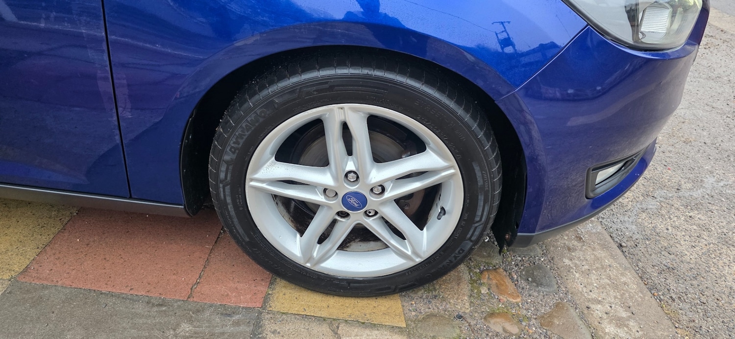 Used Ford Focus 2016 for sale - 76952228: Photo 9