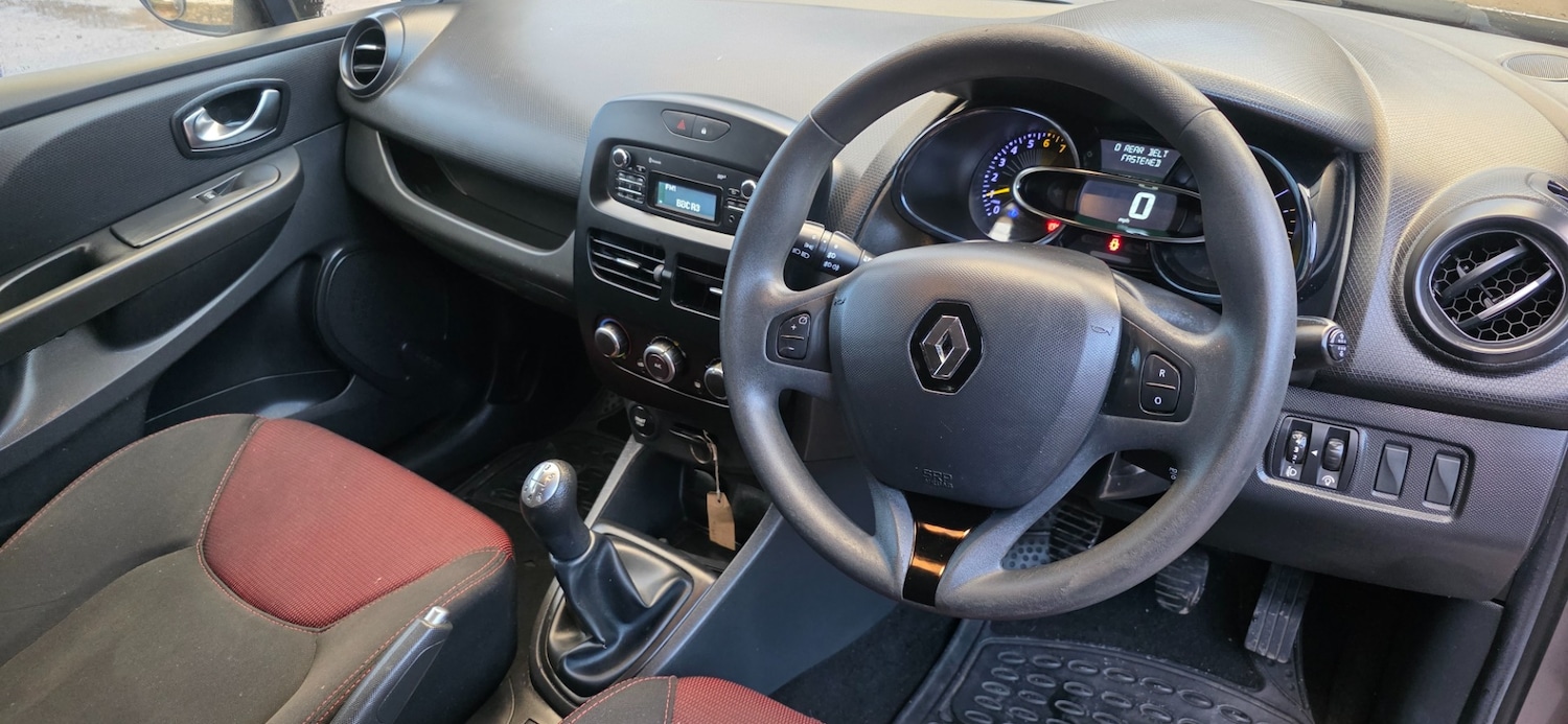 Used Renault Clio 2015 for sale - 77881501: Photo 16