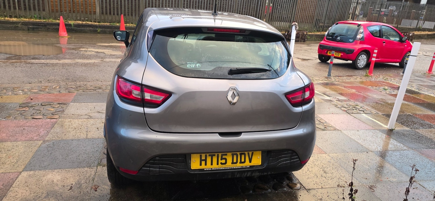 Used Renault Clio 2015 for sale - 77881501: Photo 4