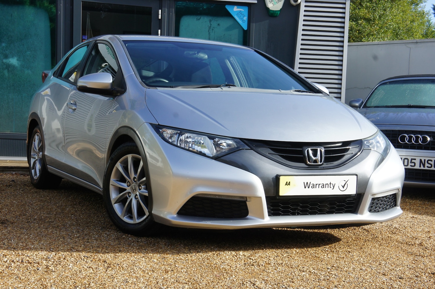 Used Honda Civic 2012 for sale - 76352684: Photo 2