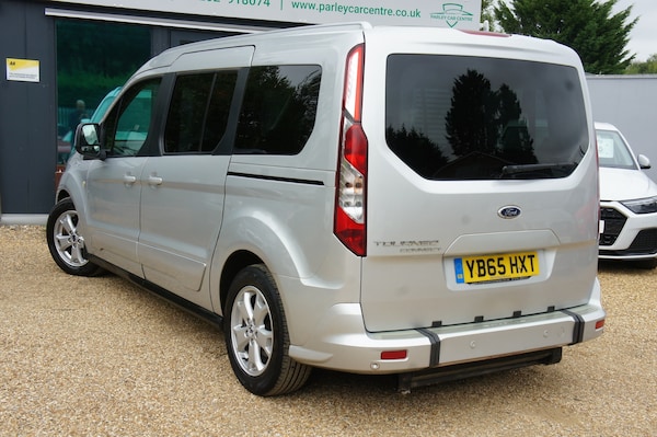 Used Ford Grand Tourneo Connect 2015 for sale - 75638552: Photo 5