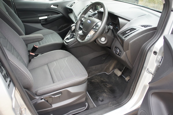 Used Ford Grand Tourneo Connect 2015 for sale - 75638552: Photo 7