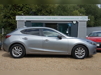 Used Mazda Mazda3 2015 for sale - 75820800: Photo
