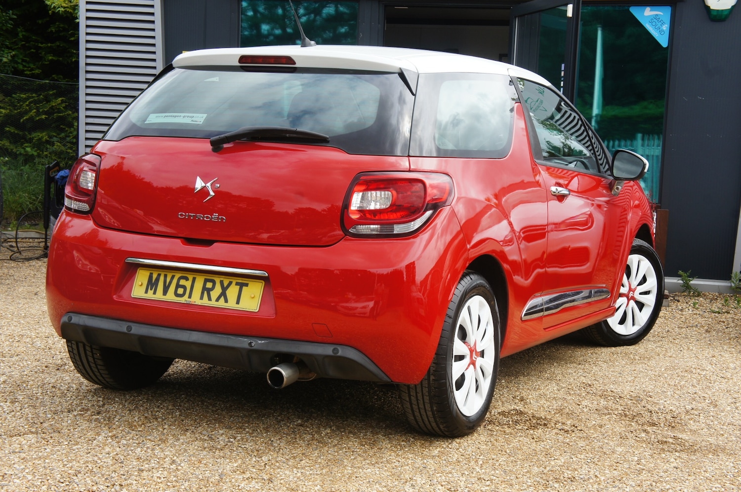 Used Citroen DS3 2011 for sale - 76076642: Photo 4
