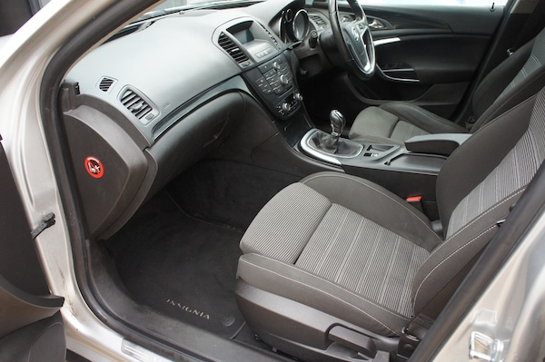 Used Vauxhall Insignia 2010 for sale - 76243258: Photo 10