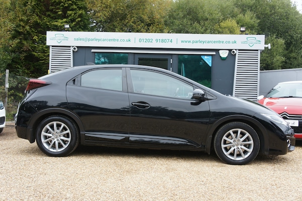 Used Honda Civic 2015 for sale - 76077244: Photo 3