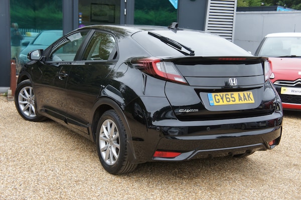 Used Honda Civic 2015 for sale - 76077244: Photo 5