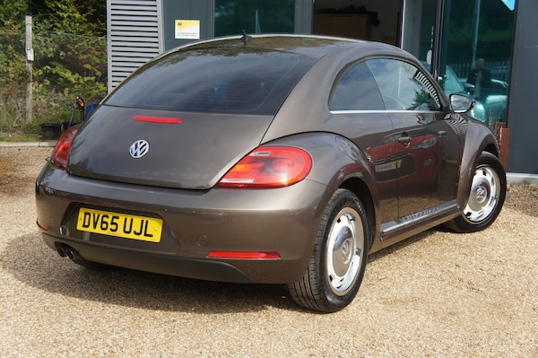 Used Volkswagen Beetle 2015 for sale - 76143615: Photo 4