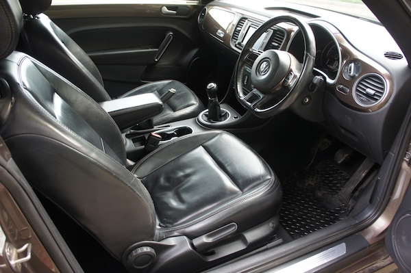 Used Volkswagen Beetle 2015 for sale - 76143615: Photo 7