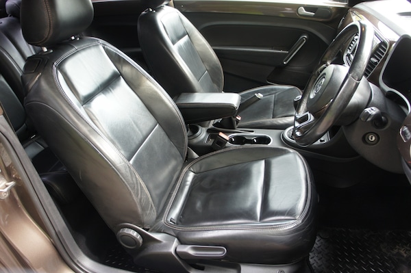 Used Volkswagen Beetle 2015 for sale - 76143615: Photo 8