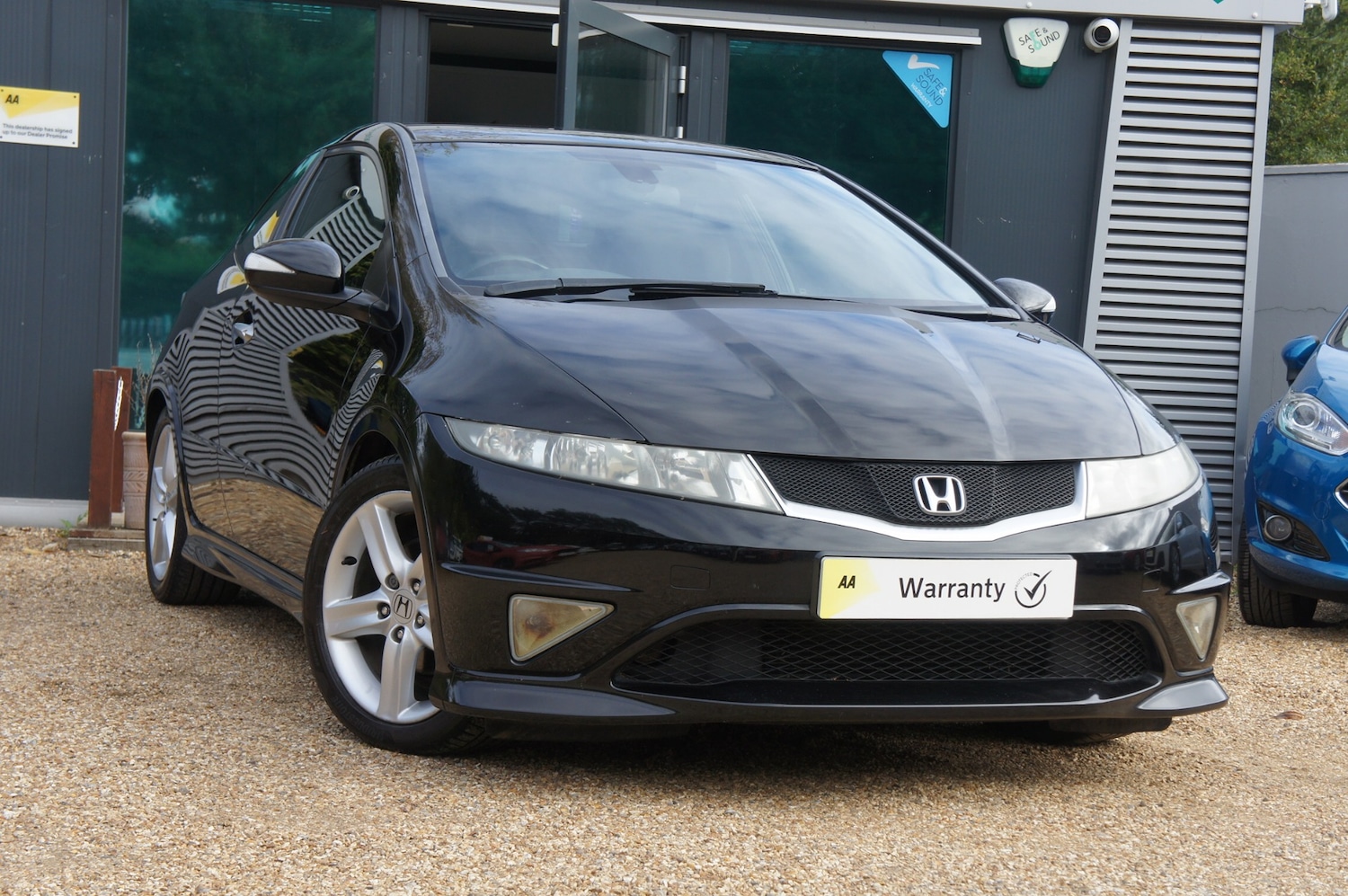 Used Honda Civic 2010 for sale - 76274193: Photo 2