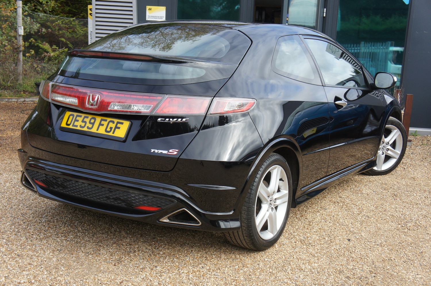 Used Honda Civic 2010 for sale - 76274193: Photo 4
