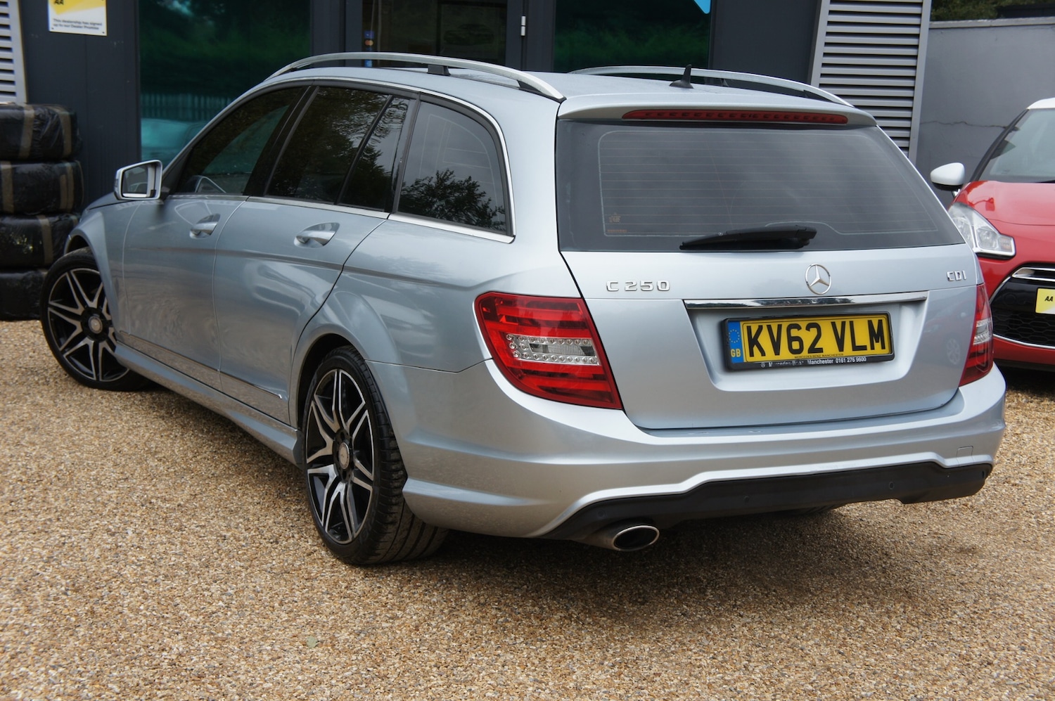 Used Mercedes-Benz C-Class 2012 for sale - 76077937: Photo 5