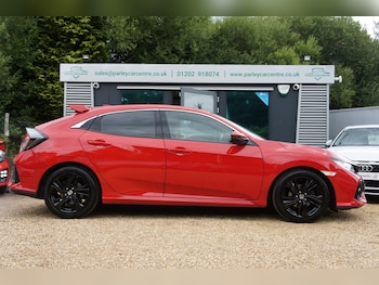 Used Honda Civic 2017 for sale - 75346072: Photo