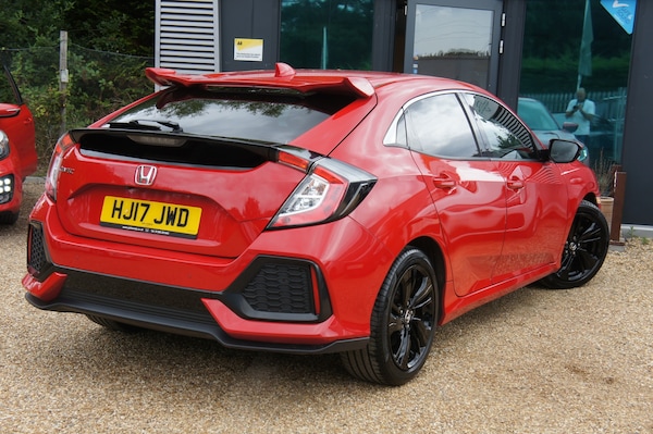 Used Honda Civic 2017 for sale - 75346072: Photo 5