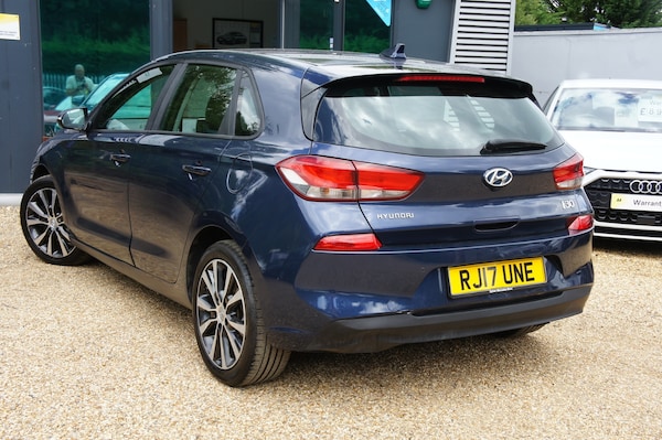 Used Hyundai i30 2017 for sale - 75443564: Photo 5