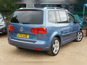 Used Volkswagen Touran 2013 for sale - 75638606: Photo