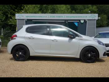 Used Peugeot 208 2015 for sale - 75147793: Photo