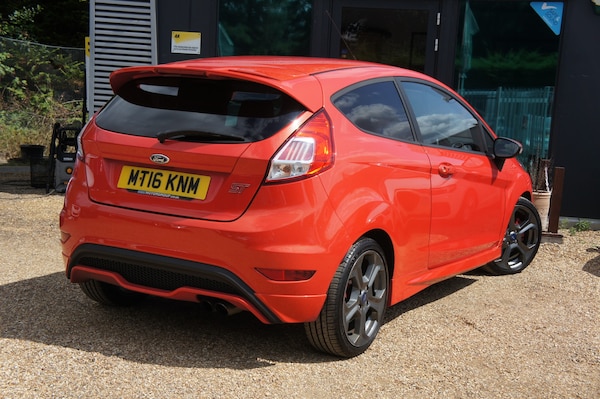 Used Ford Fiesta 2016 for sale - 75523970: Photo 4
