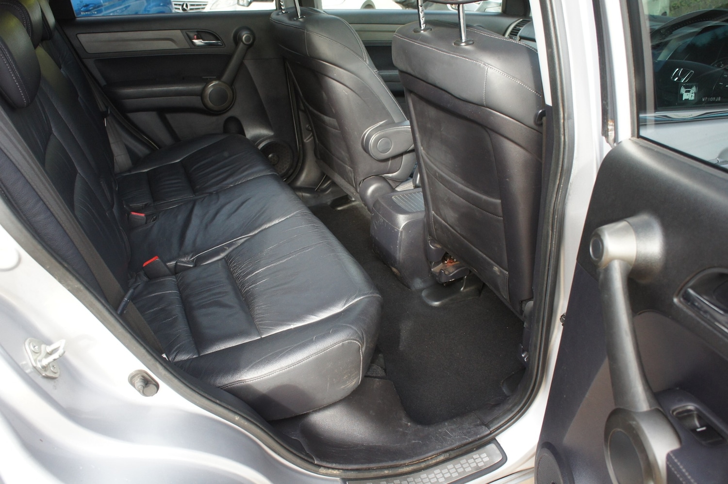 Used Honda CR-V 2010 for sale - 76352802: Photo 9