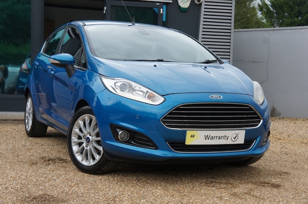 Used Ford Fiesta 2013 for sale - 76219252: Photo 2