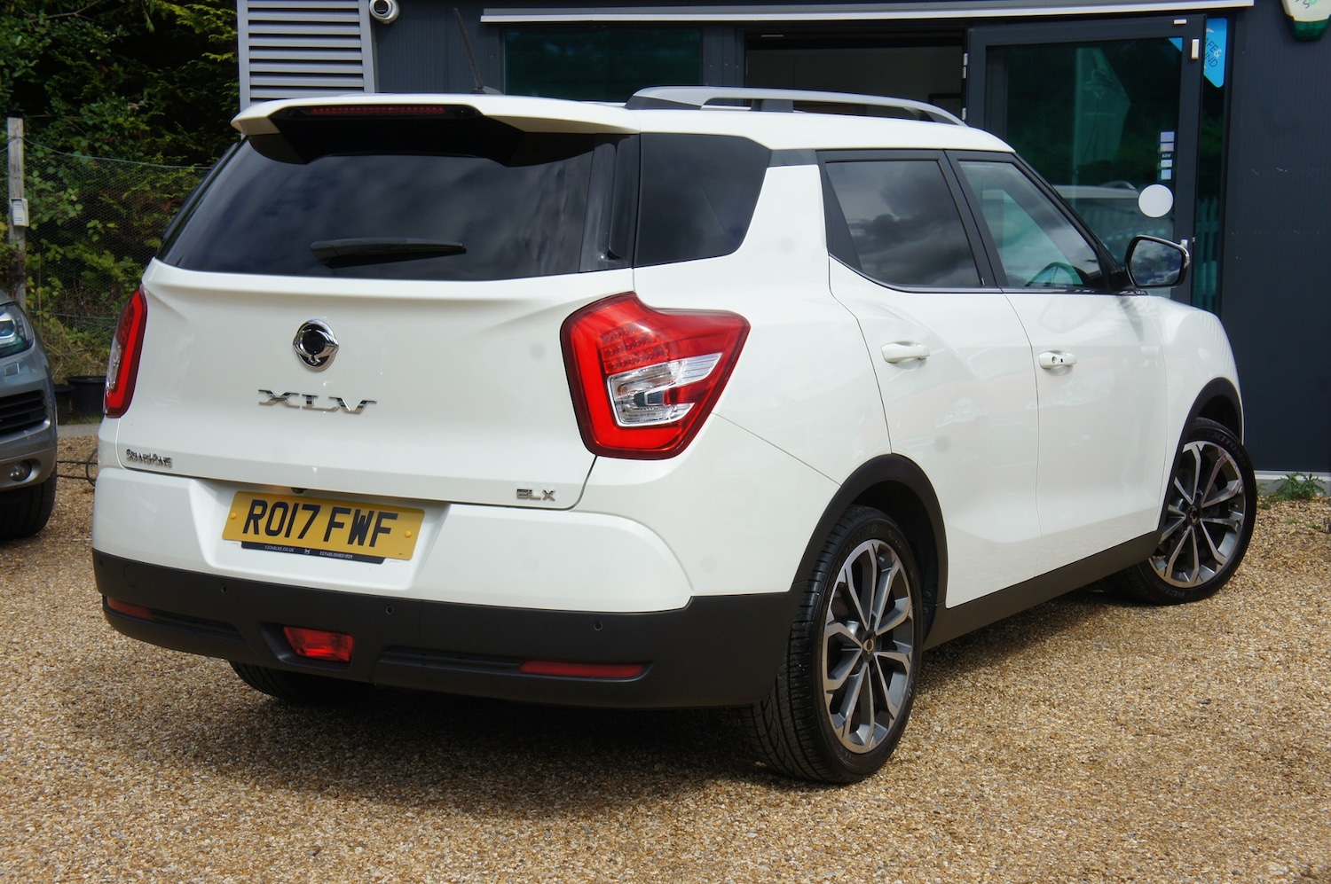 Vehicle 5
