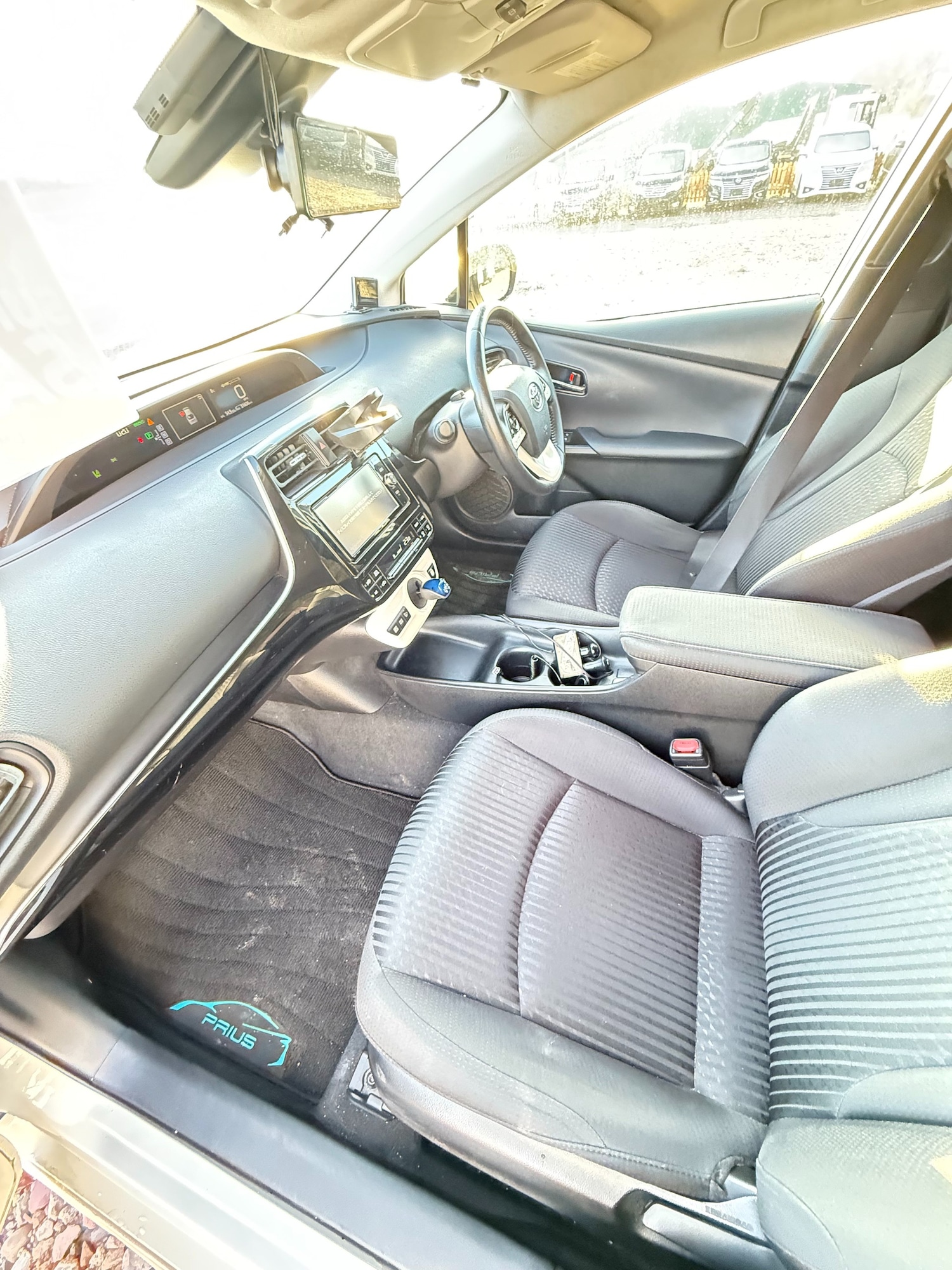 Used Toyota Prius 2016 for sale - 77100760: Photo 4