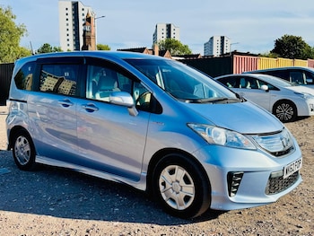 Used Honda Freed 2013 for sale - 79490896: Photo
