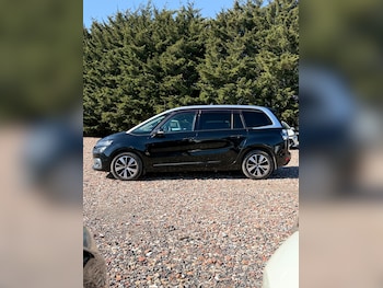 Used Citroen C4 2017 for sale - 77997603: Photo