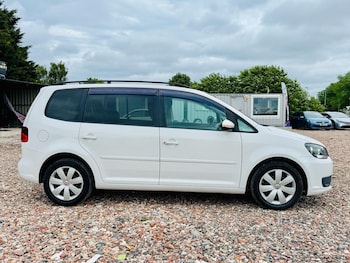Used Volkswagen Touran 2013 for sale - 78914852: Photo