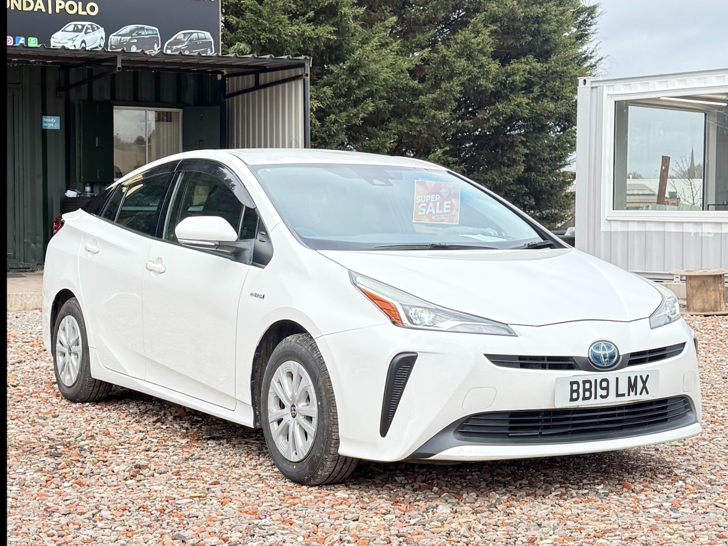 Used Toyota Prius 2019 for sale - 77661021: Photo 2