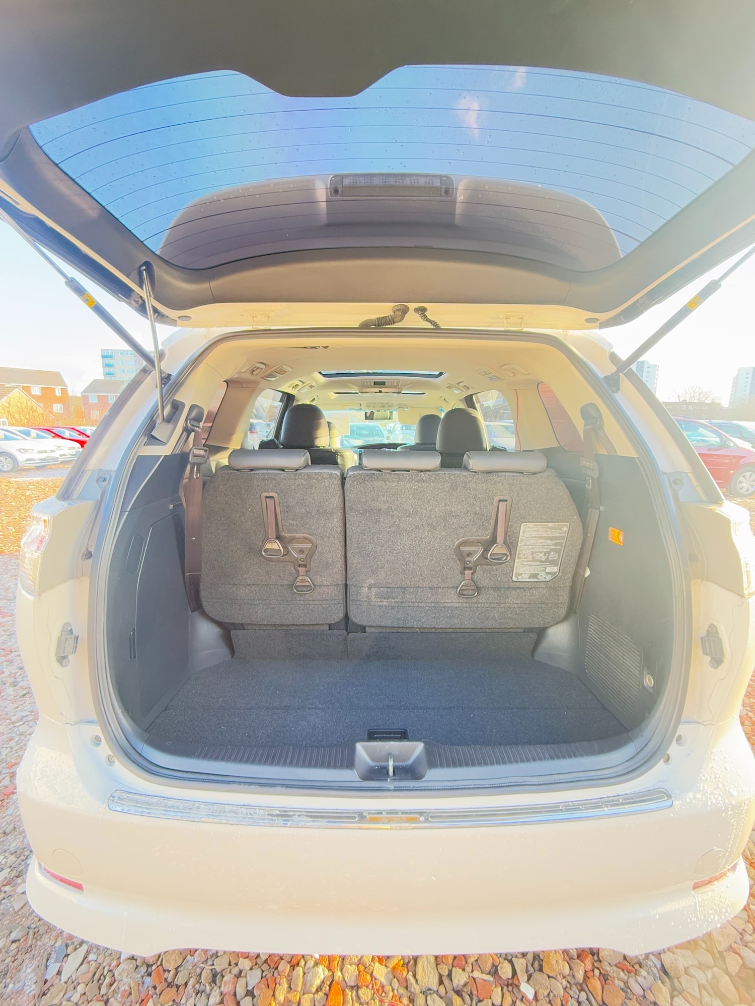 Used Toyota Estima 2025 for sale - 77206947: Photo 3