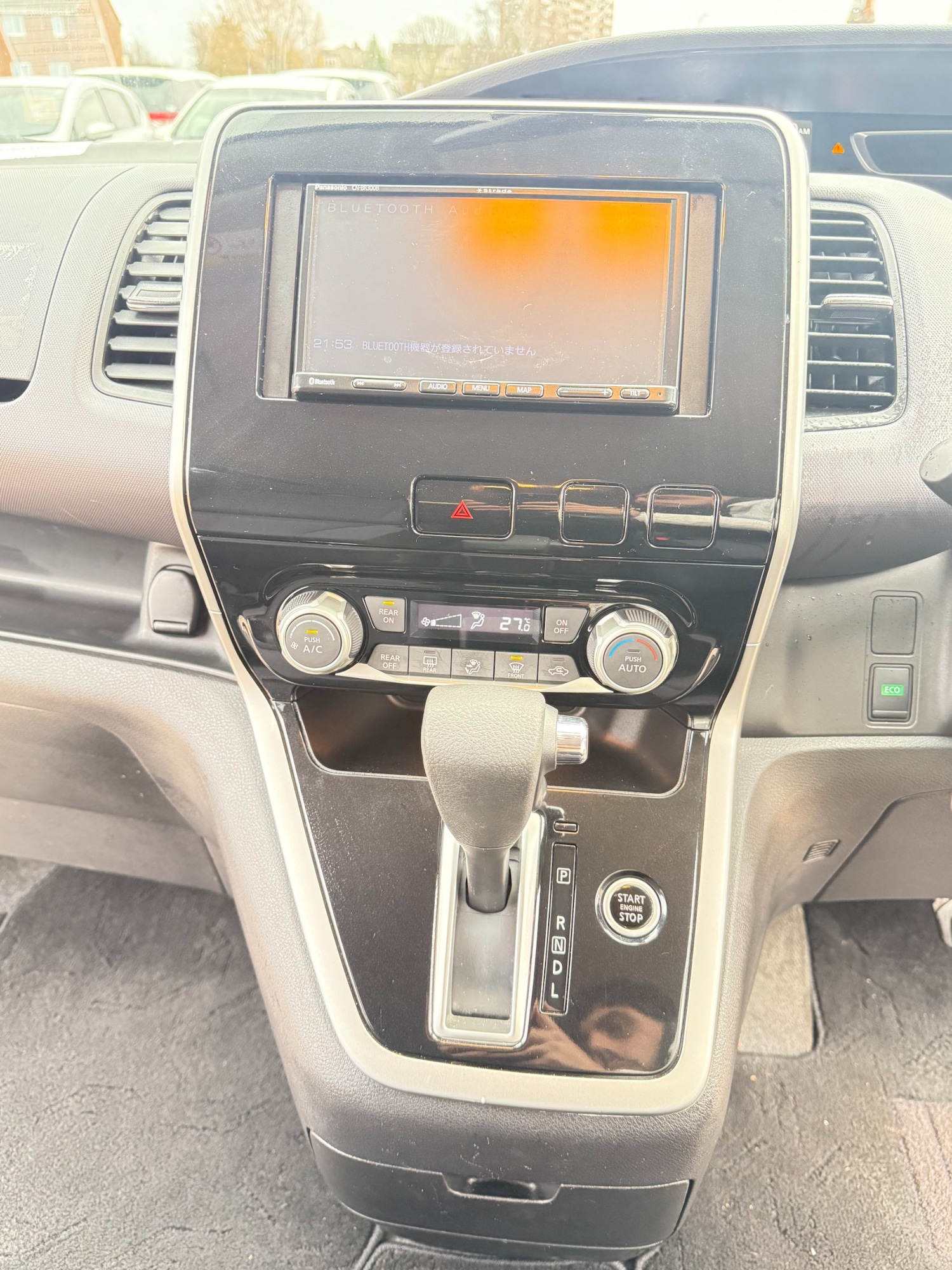 Used Nissan Serena 2019 for sale - 77100598: Photo 7